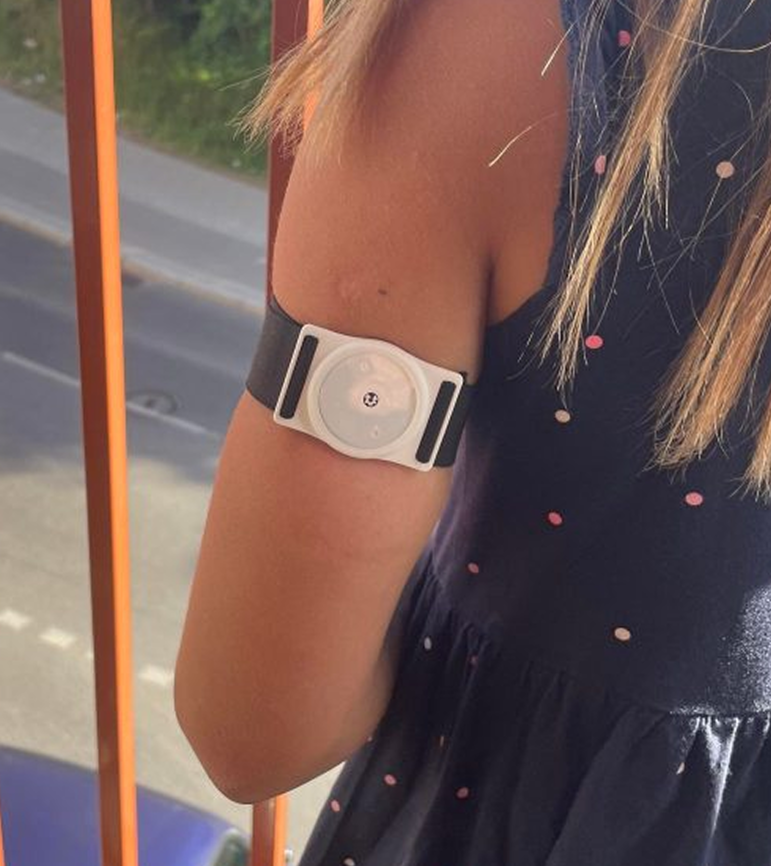 Diahelp Adhesive-Free Protective Cover for FreeStyle Libre 2 Sensor - Image 2